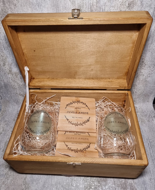Unique Wedding Gift Box Set, personalised bespoke gift for bride and groom, toast glasses and keepsake box 